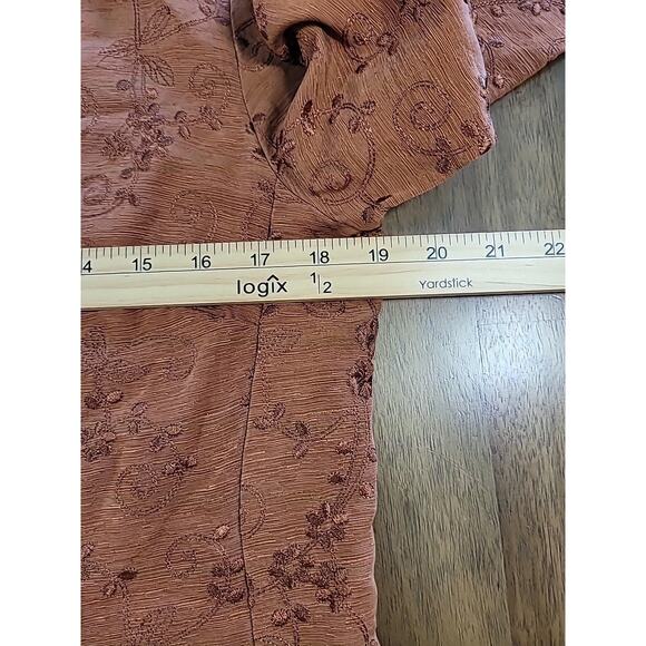 Chico’s Burnt Orange Embroidered Shacket 3/4 Sleeve Sz 1 M EUC - Picture 6 of 7